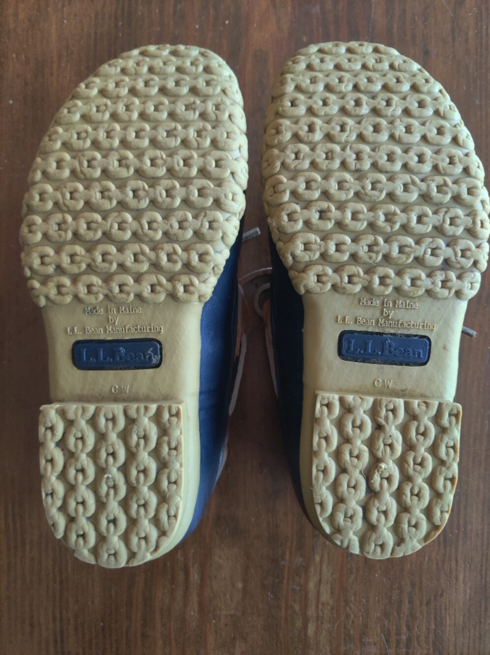 L.L. Bean Women's Navy Bean Boots, Rubber Mocs - Picture 5 of 5